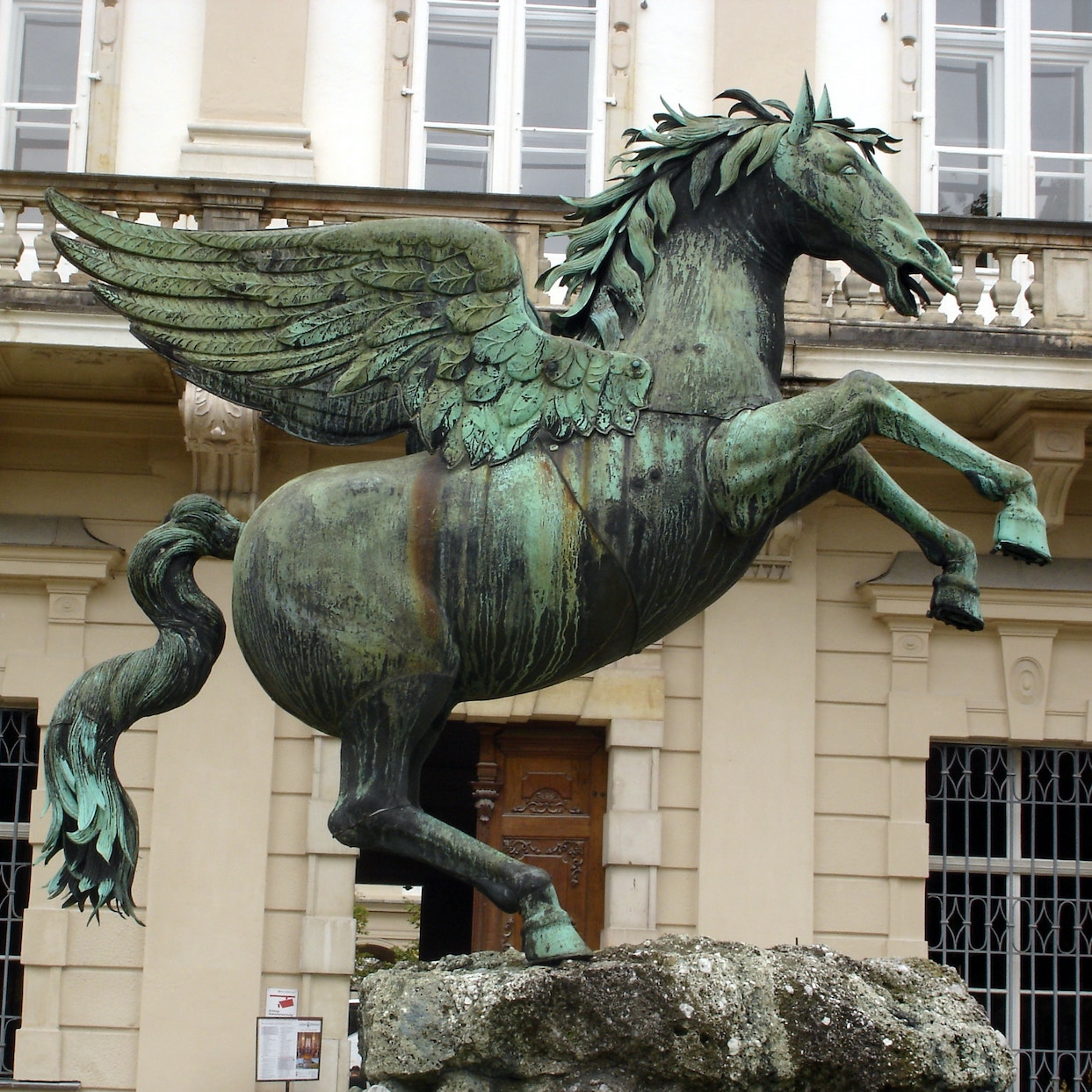 Bronze Status of Horse